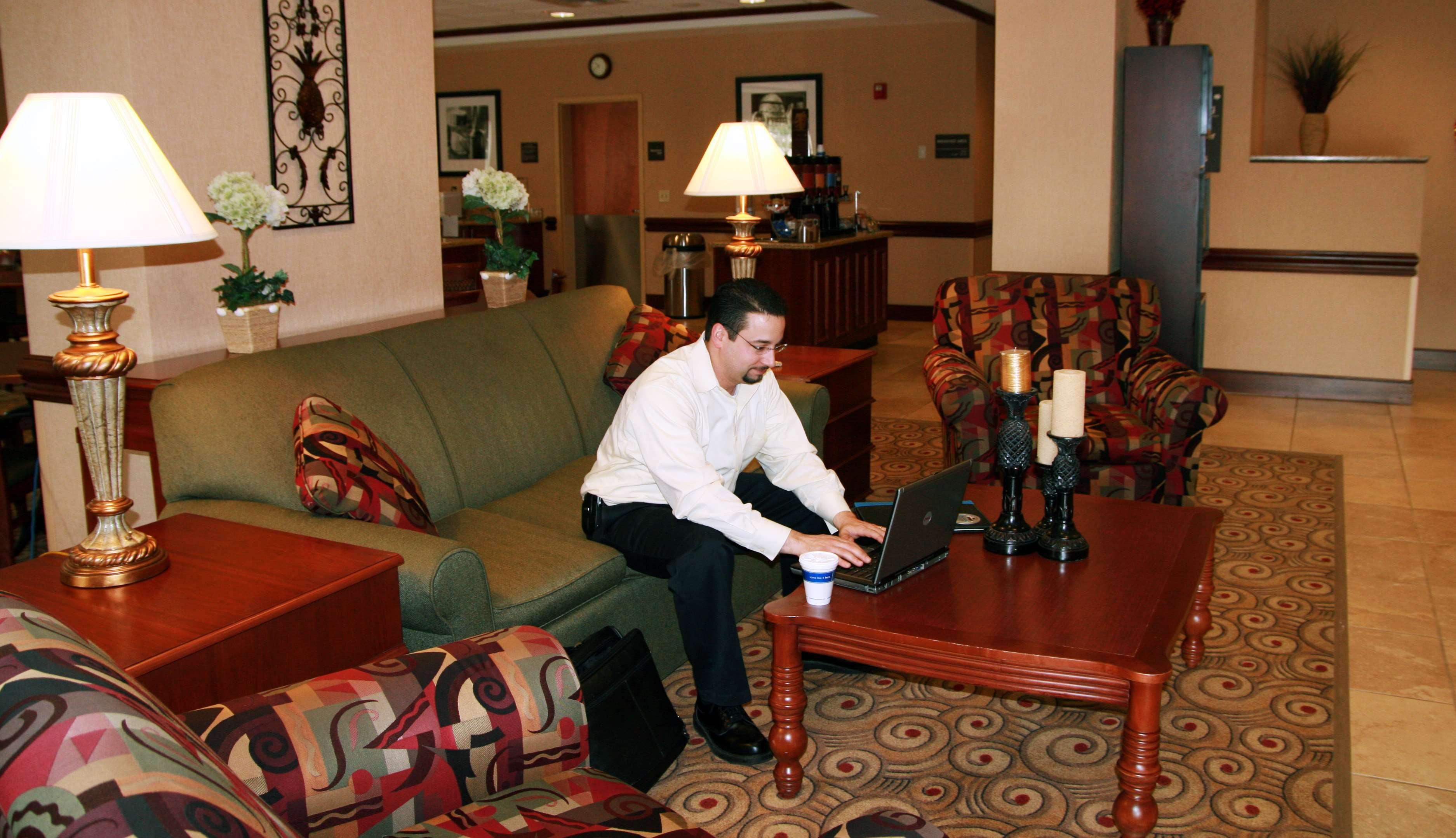 Hampton Inn Нанует Интерьер фото